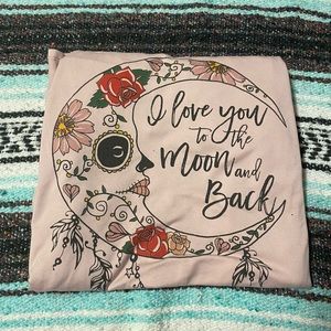 “I love you to the moon and back” shirt